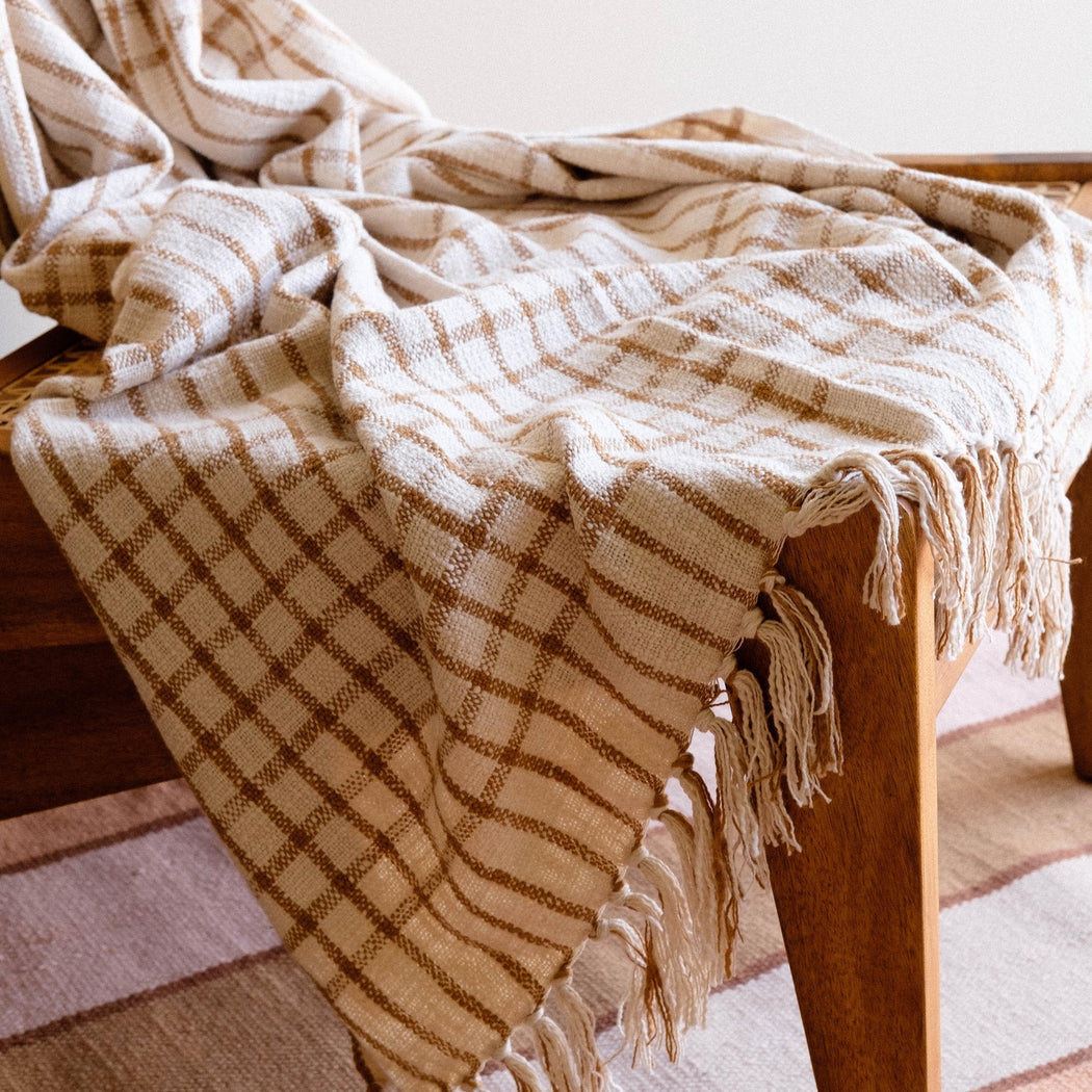 Luisa Throw