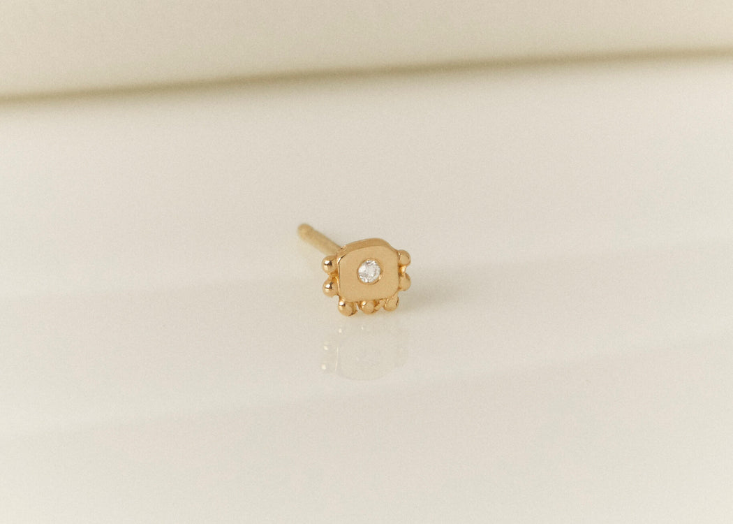 Old World Stud - 14k Gold