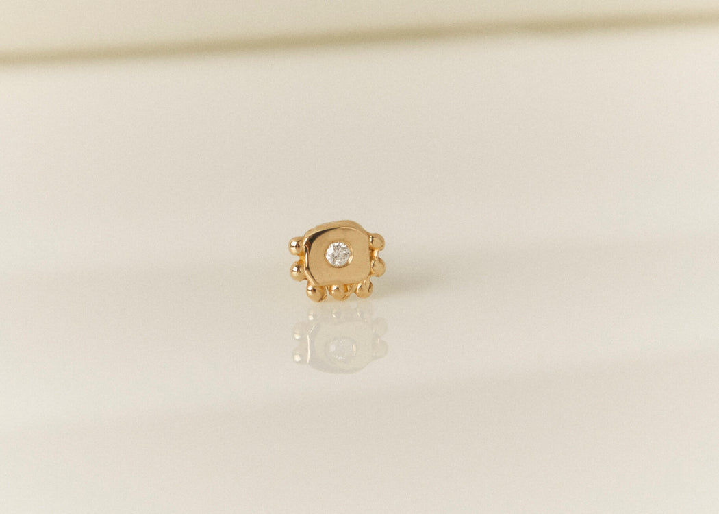 Old World Stud - 14k Gold