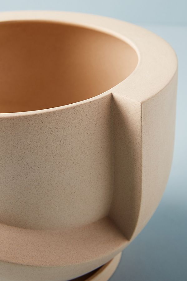 Vayu Planter in Sand