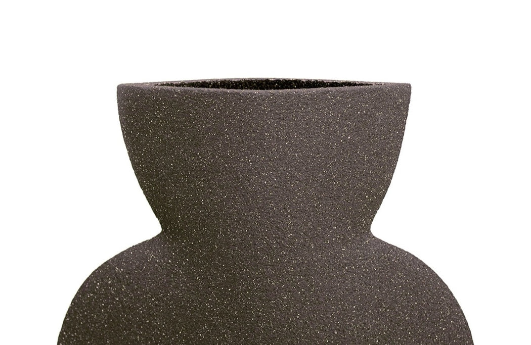 Amphora in Noir