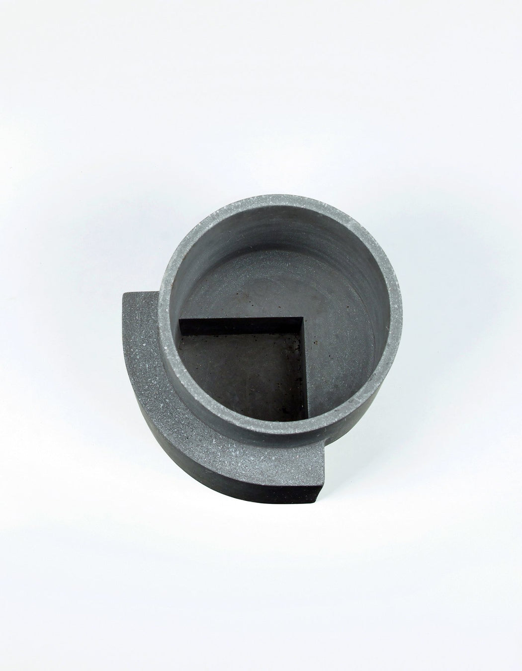 Medium Platform Planter in Graphite