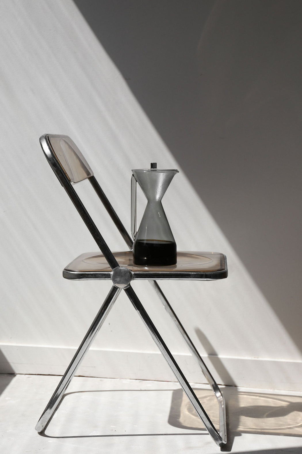 Pour Over Carafe in Grey