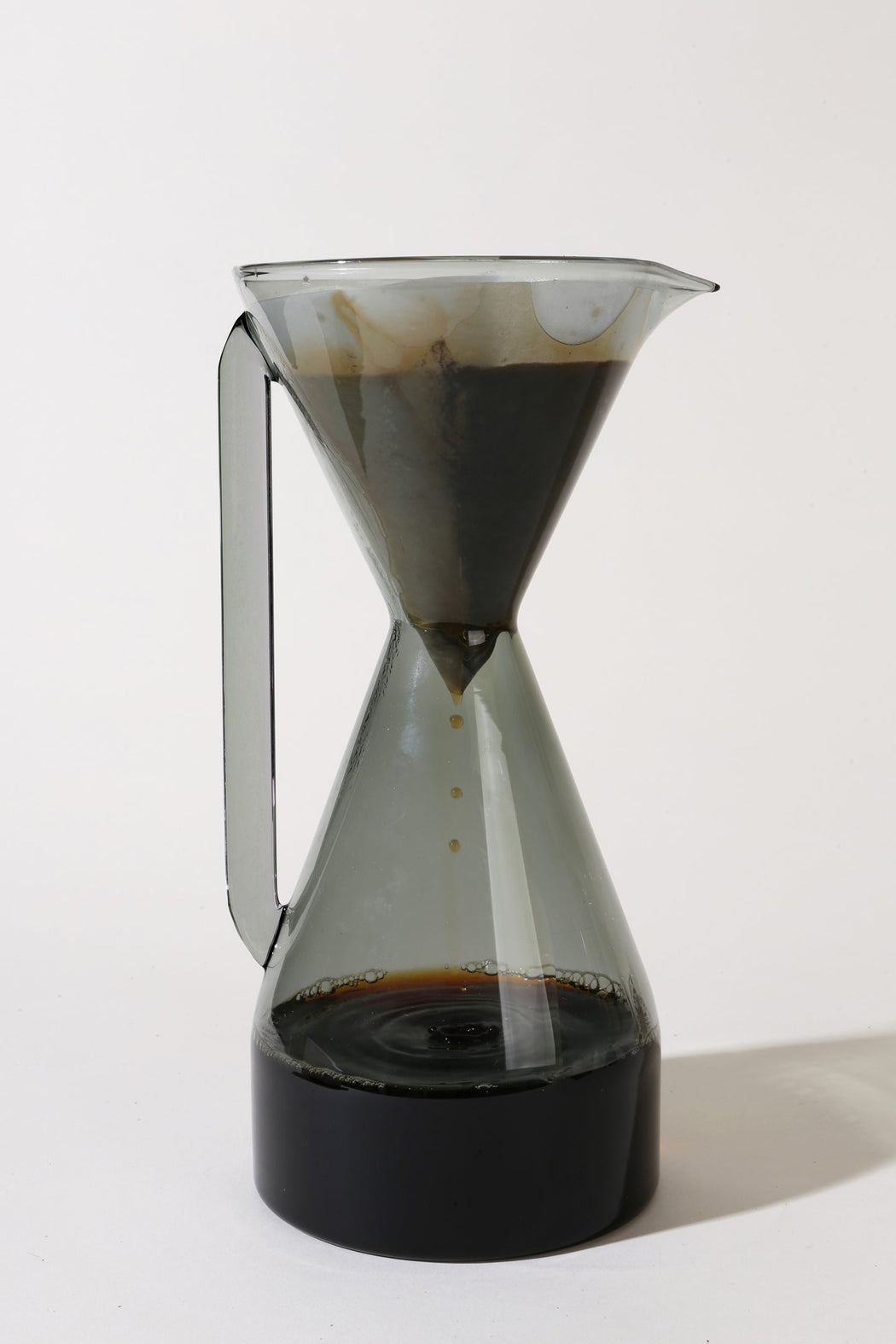 Pour Over Carafe in Grey