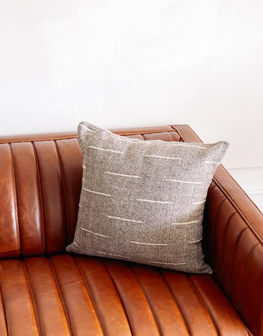 Flecha Pillow in Grey