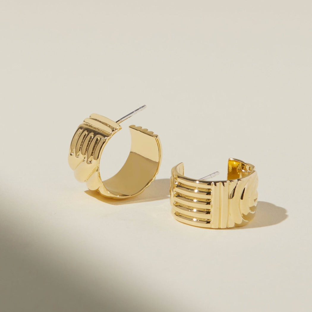 Chloe Hoops