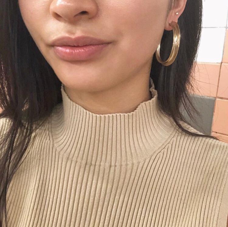 Ola Oval Hoops