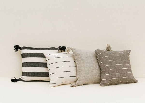 Flecha Pillow in Grey